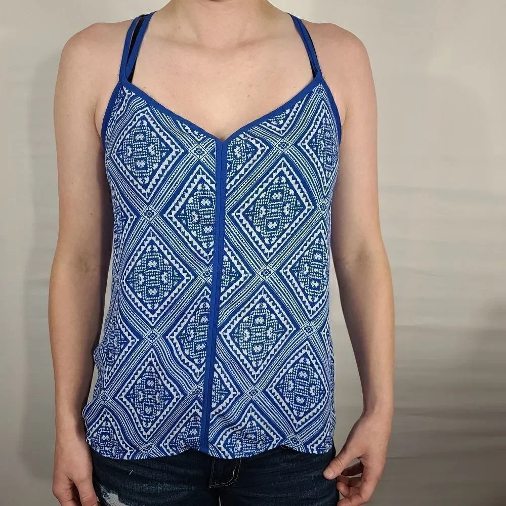 Maurices Blue and White Patterned Tanktop - Picture 2 of 8